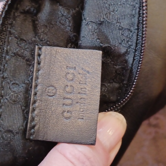 Gucci Bamboo Loop Handle perforated leather purse - Picture 9 of 11